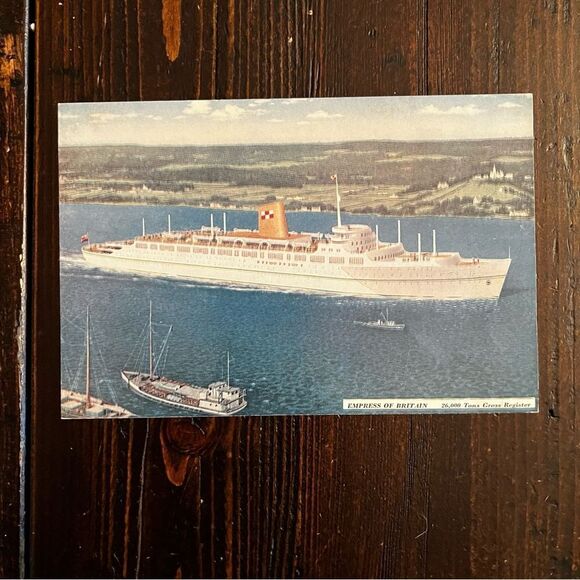 Canadian Pacific Passenger List and Postcard (1957) - Picture 6 of 7